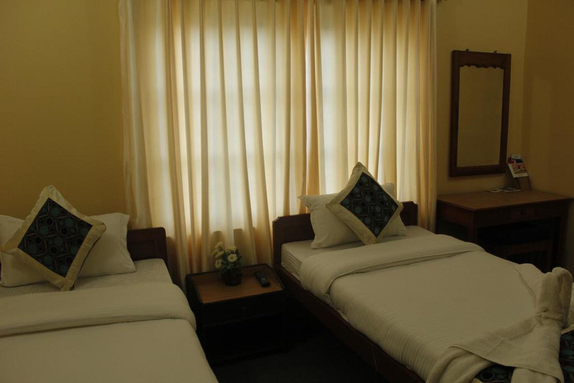 Hotel Nana Pokhara Eksteriør billede